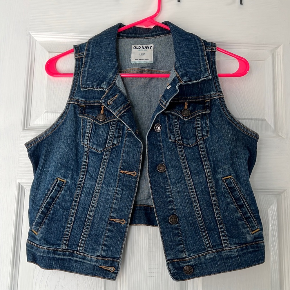 Cropped blue jean vest